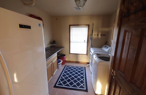 Comanche County Cabin | Superb view Lake Ellsworth! Log cabin in the country.