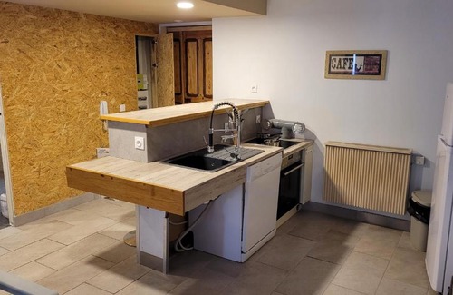 Charency-Vezin Apartment | Superbe Appartement PMR avec parking Gratuit