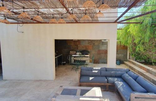 Saint-Pons-de-Mauchiens Apartment | Superbe villa duplex - Piscine - 6 adultes 4 enfants