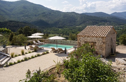 Les Vans Villa | Superbe Villa Avec Piscine