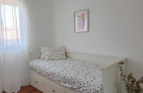 Urduliz Apartment | SUPERBRIGHT APARTMENT close to BEACHES & METRO