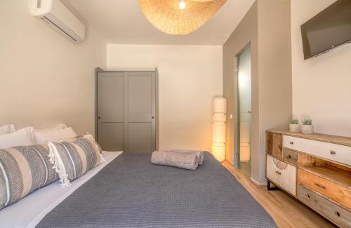 Korfalonas Apartment | Superior Argilos Cottage Private Pool - 300m From the beach