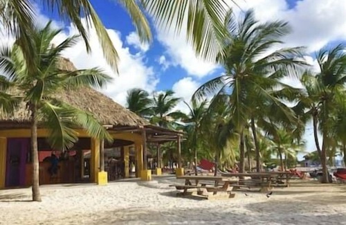 Sint Michiel Villa | Superior Blue Bay Beach Villa