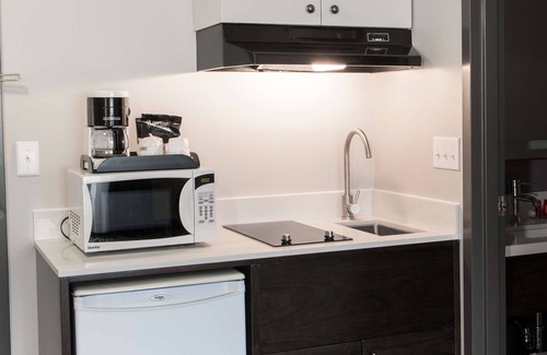Castlegar Hotel | SureStay Hotel by Best Western Castlegar