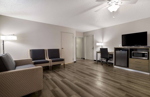Grants Hotel | SureStay Hotel by Best Western Grants