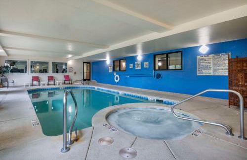 Buffalo Hotel | SureStay Plus Hotel by Best Western Buffalo