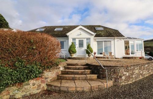 Woolacombe Apartment | Surf View