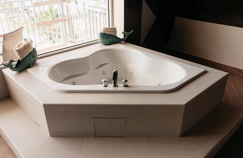 Susupe Hotel | Surfrider Resort Hotel