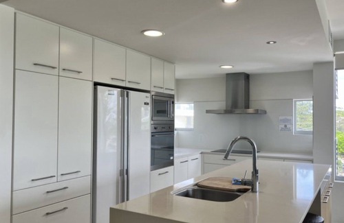 Currimundi Apartment | SURFSIDE ONE UNIT 4 - Fantastic views & prime location.