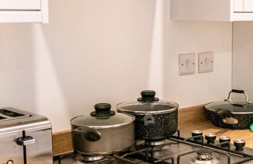 Skegby House | Sutton House Three-bedroom house in Central Sutton-in-Ashfield