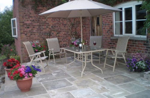 Congleton Cottage | Swallows Barn, set on a working farm in foothills of the Peak District
