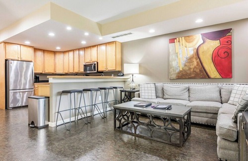 Germantown Condo | Swanky 2 LEVEL CONDO WALK TO ALL in The Highlands!