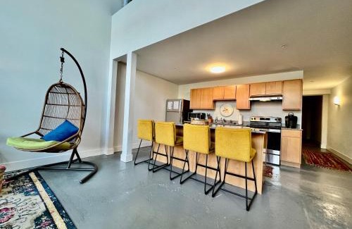 Otterbien Home Apartment | Swanky Loft Near Kings Island, Brewery, Bike Trail