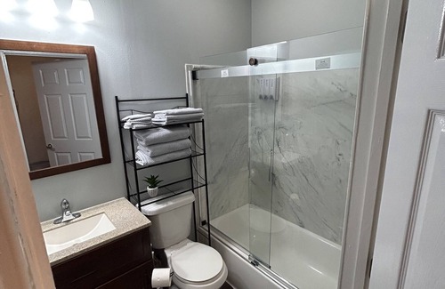 Monroe Apartment | Sweet Dreams - A Luxurious Escape