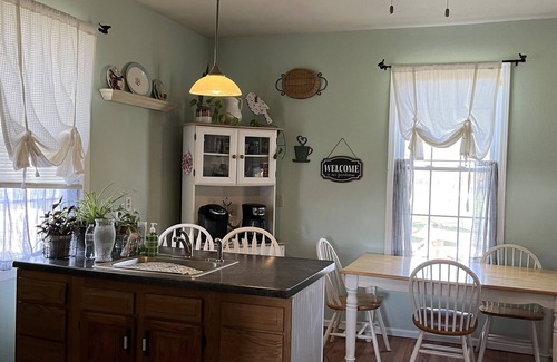 St. Clair County House | Sweet Farm Stay