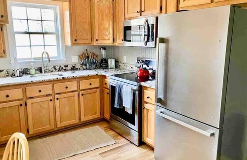 Summerton House | Sweet Marion - Dock + Boat Ramp + Hot Tub!