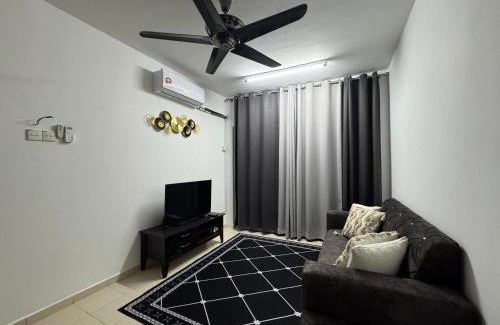 Sungai Buloh Apartment | SweetHomestay