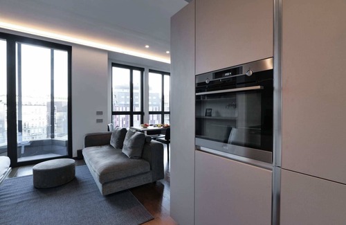 San Babila Apartment | Sweett | Central Tower IV