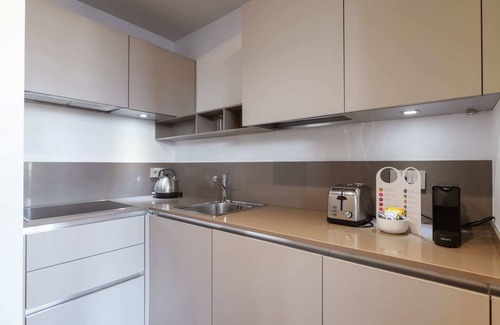 San Babila Apartment | Sweett | Central Tower IV