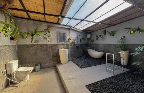 Penatih Villa | Swikara White House