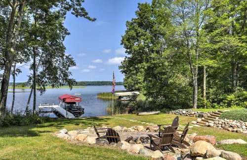 Hayward House | Swim, Hike, Relax Lakefront Hayward Home with Deck!
