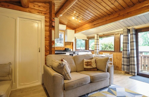 Bronaber Cottage | SWN YR AFON - NO 333, pet friendly, with a garden in Trawsfynydd