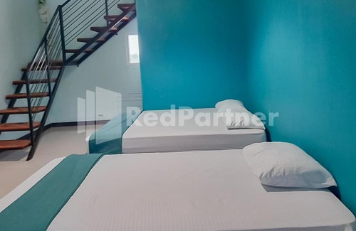 Sangkanurip Hotel | Syariah Safar Guest House Mitra RedDoorz