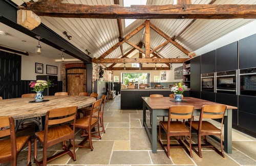 Burythorpe House | SYKES LODGE, pet friendly, luxury holiday cottage in Malton