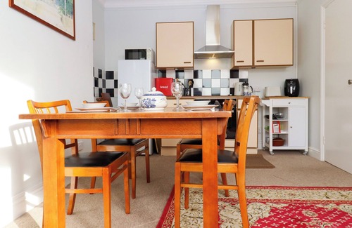 Bexhill-on-Sea Cottage | Sylvian