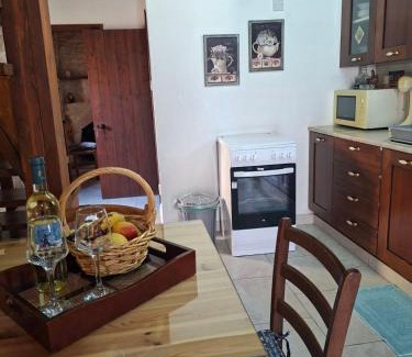 Anogyra House | Symela's Nest