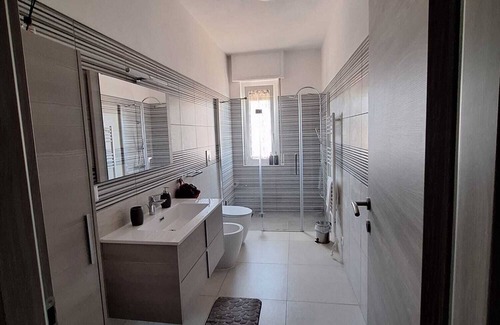 Grottasanta Apartment | Syracuse Tourist apartment complete with everything and close to many services.