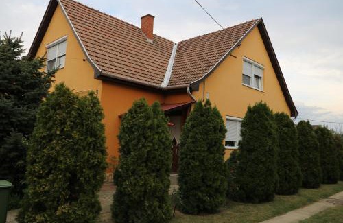 Hortobagy Apartment | Szalakóta Apartman