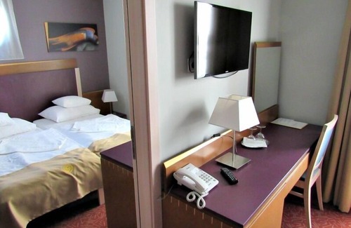 Szekesfehervar Hotel | Szent Gellért Hotel