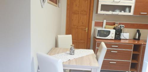 Tapolca House | Tópart Apartman