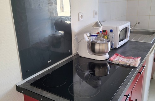Downtown Apartment | T1 apartment near town center and train station
