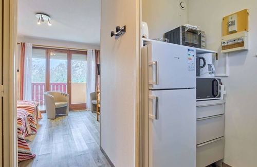 Barbotan-les-Thermes Apartment | T1 bis with WiFi, terrace, near Spas