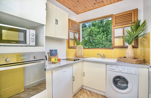 Fontaine de Moutte Apartment | T1 COMFORT EQUIPPED WITH JACCUZI