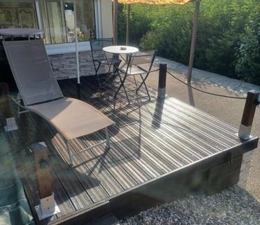 Aurec-sur-Loire House | T1 Cosy "Clairefont" Terrasse privée vue Loire dans Maison