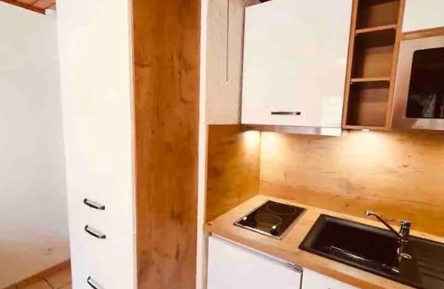 Les Deux Alpes Apartment | T2/3, heart of resort, bottom of slopes, parking, 30m3 + 100m2 terrace