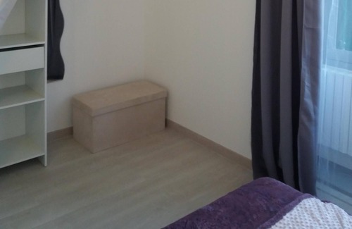 Aubin Apartment | T2 35m ² on the ground floor with private courtyard 5 minutes from the thermal baths. 3 stars