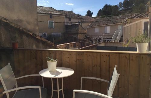 Vedene Apartment | T2 avec TERRASSE, CLIM , box fibre