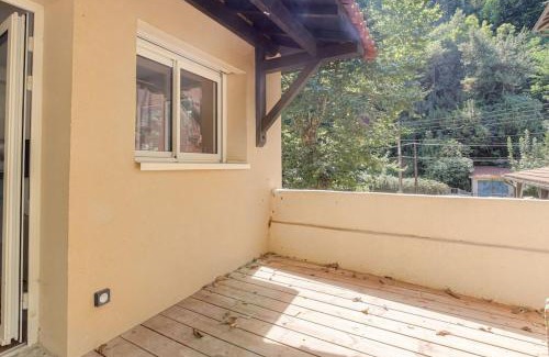 Saint-Didier-au-Mont-d'Or Apartment | T2 moderne pour 4 - St-Didier-au-Mont-d'Or