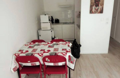 Thouare-sur-Loire Apartment | T2 Neuf Étudiant+pro+parking Couvert en Sous-sol