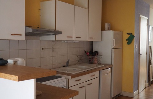 Aurillac Apartment | T3 apartment in historic center, on river bank.