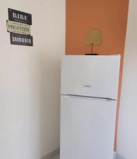 Neris-les-Bains Apartment | T3 rénové en face des Thermes