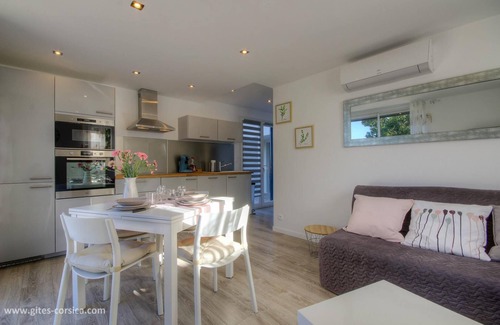 Galeria Apartment | T3 SEA VIEW terrace, new, air-conditioned, quiet, near beaches & shops