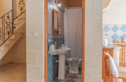 Xaghra Villa | Ta Danjela 4 bedroom Villa with private pool