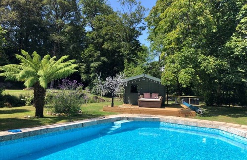 Camborne Cottage | Tack Room a luxury Poldark retreat