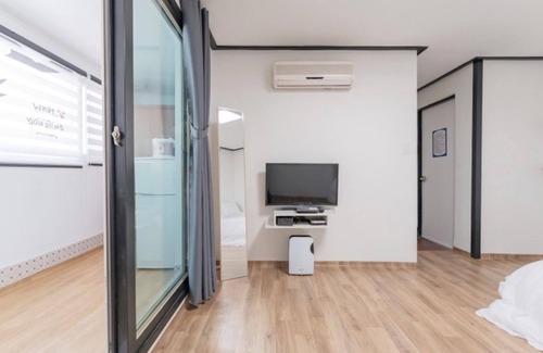Mongdae House | Taean Mongsan 142 Pension
