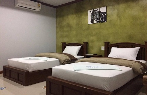 Phanom Sarakham Hotel | Tai Baan Resort